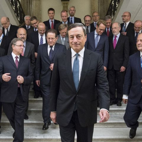 Tutti con Draghi