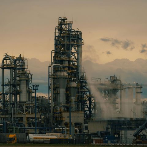 Petrofiction | Raccontare Singapore attraverso il petrolio